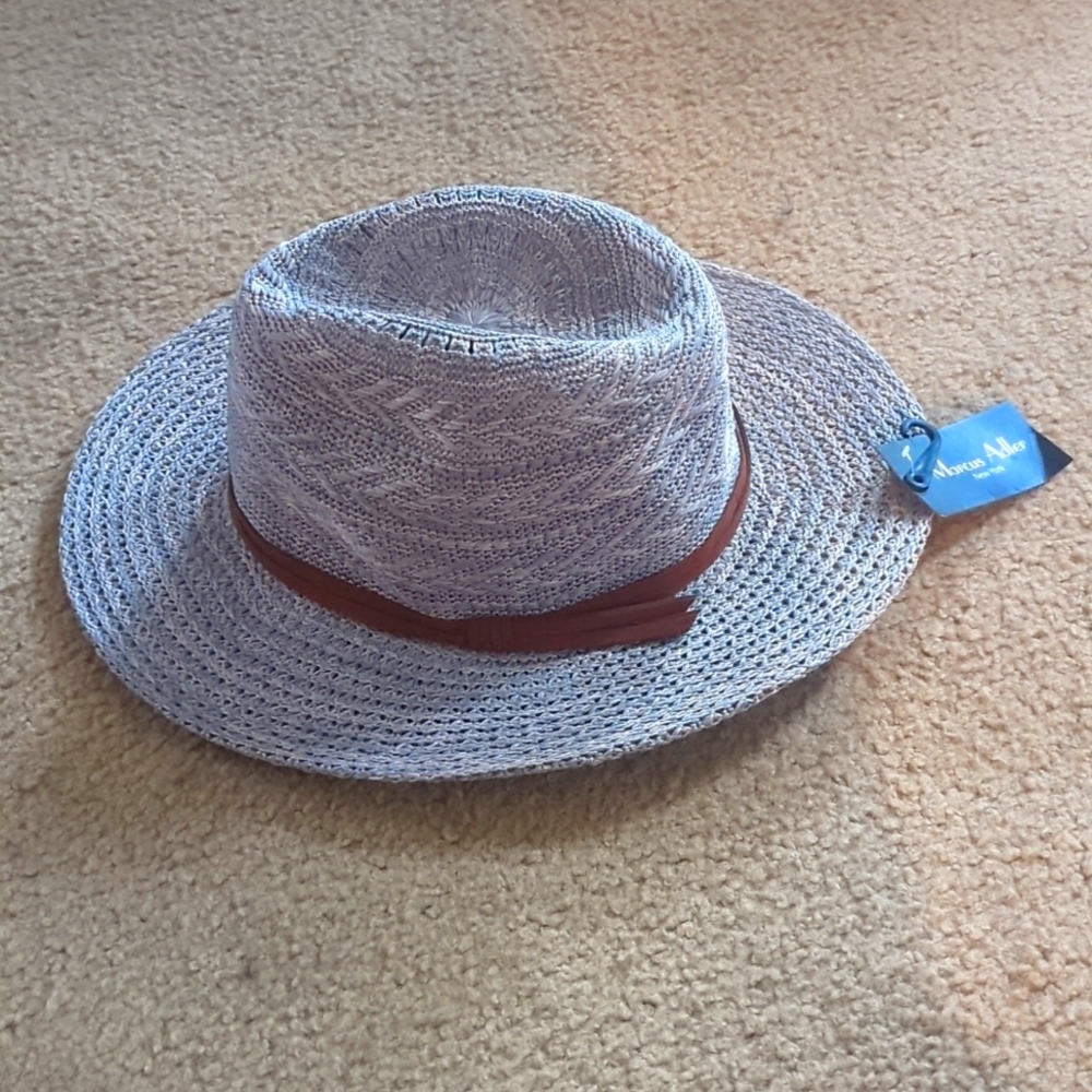 New with tags Marcus Adler Hat
